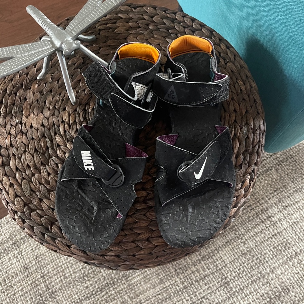 Nike Black Sandals